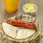 Chorizo con Arepa